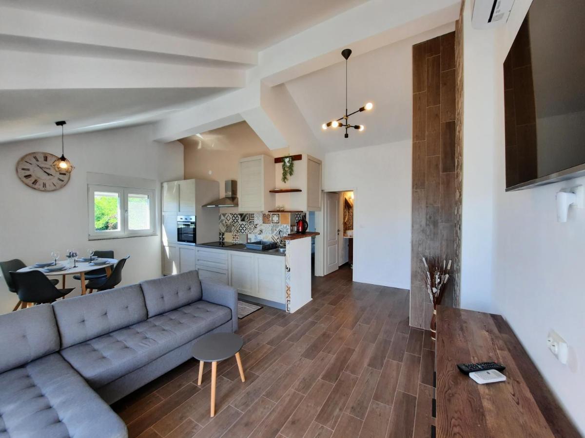 Apartmani Zekic Lopar Extérieur photo