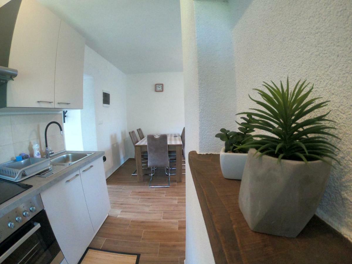 Apartmani Zekic Lopar Extérieur photo