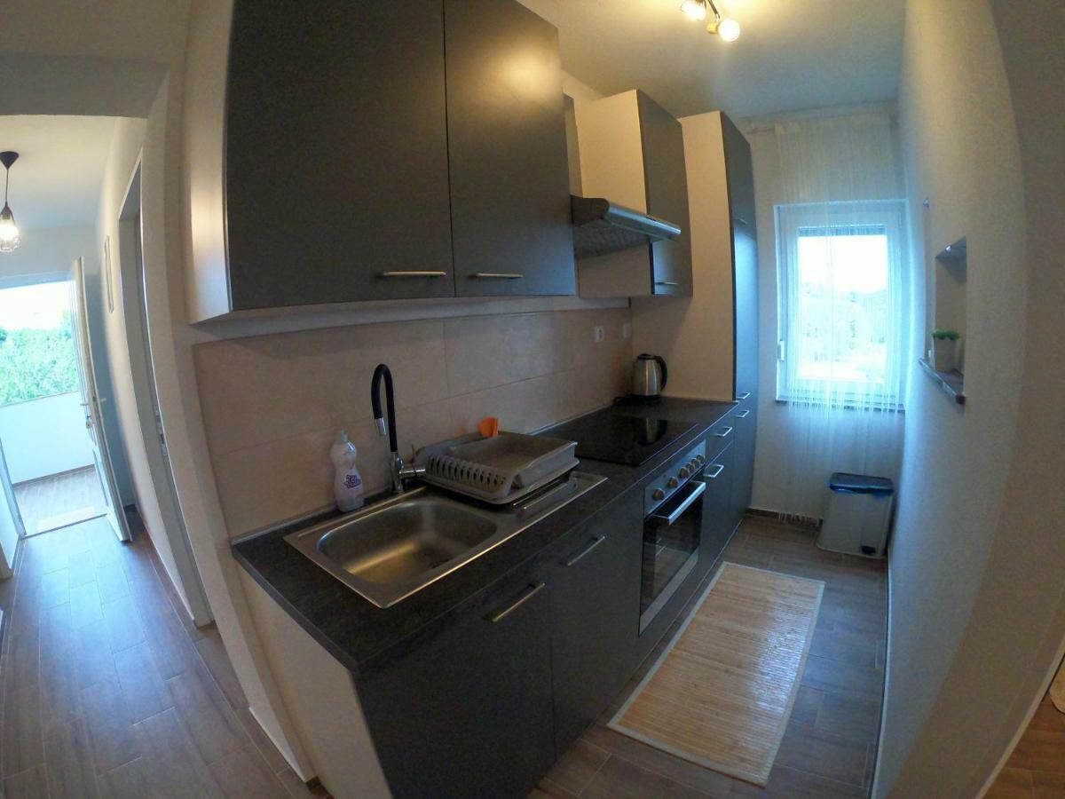 Apartmani Zekic Lopar Extérieur photo